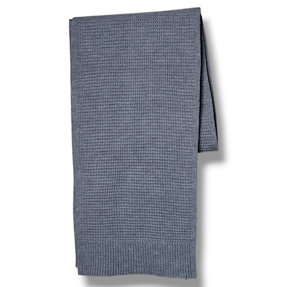 BANANA REPUBLIC 100% Extra Fine Merino Wool Washable Stretchy Scarf 70” Length - Picture 1 of 6